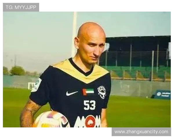 谢尔维揭露阿联酋第3级别联赛低薪现状 月薪仅2000不希望孩子在英国长大